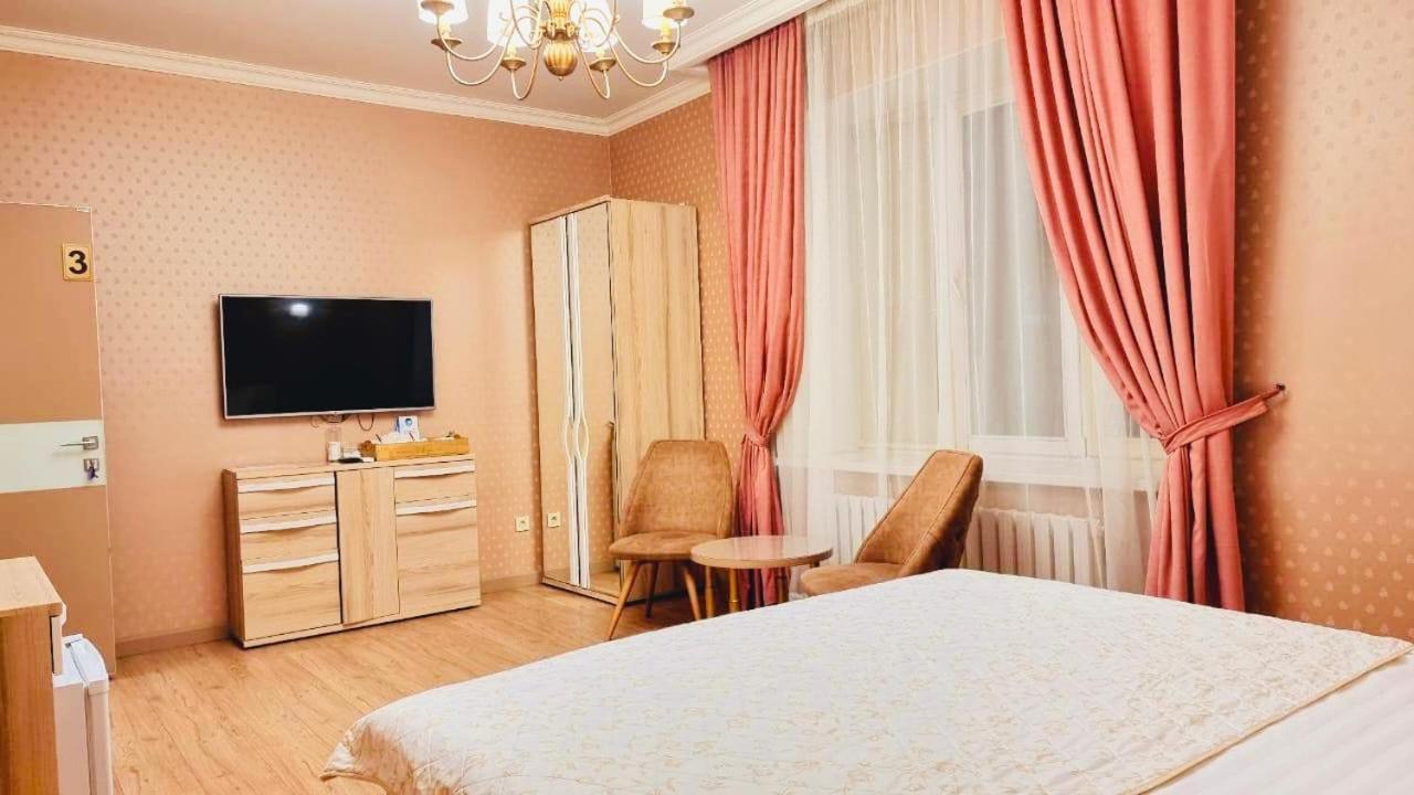 Altyn Aparthotel Astana Ngoại thất bức ảnh
