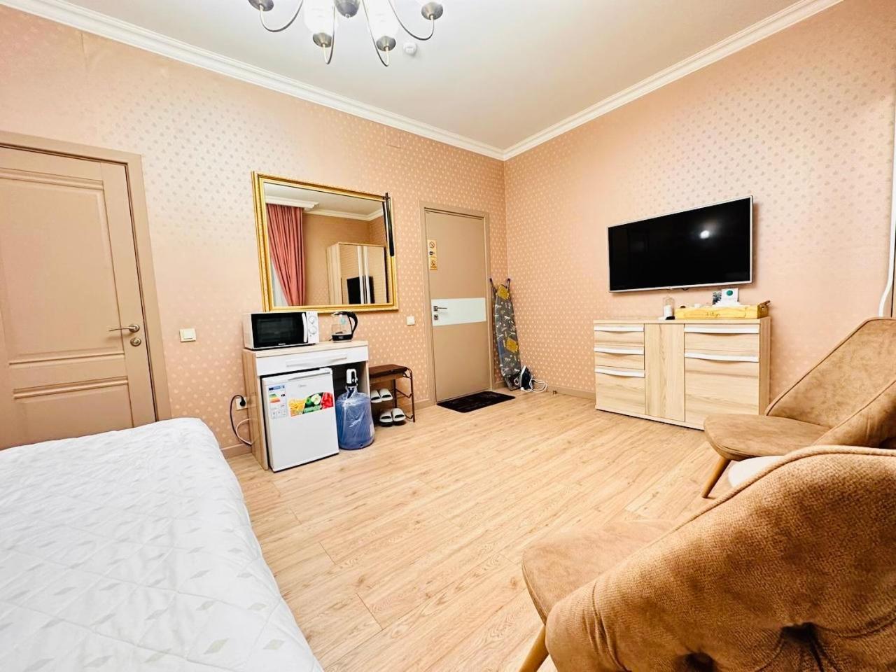 Altyn Aparthotel Astana Ngoại thất bức ảnh