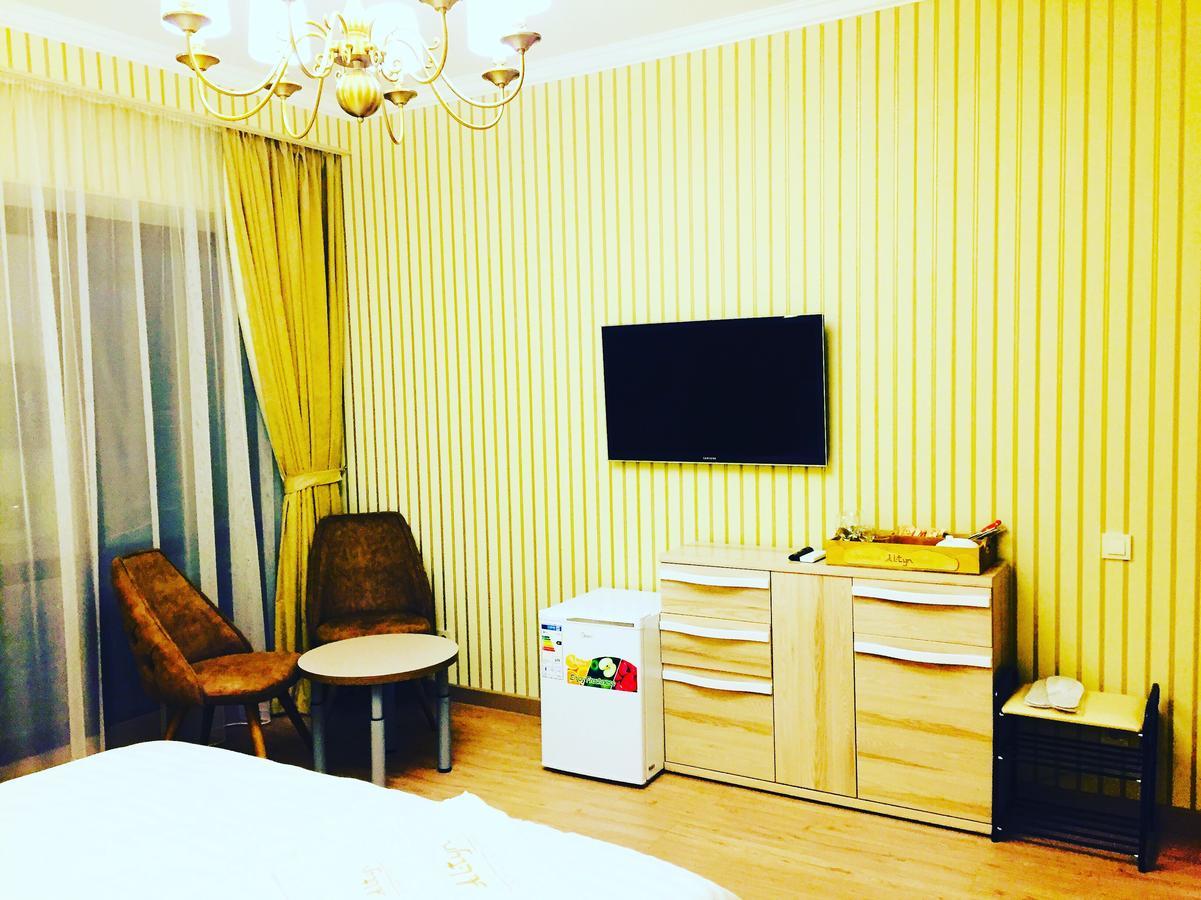 Altyn Aparthotel Astana Ngoại thất bức ảnh